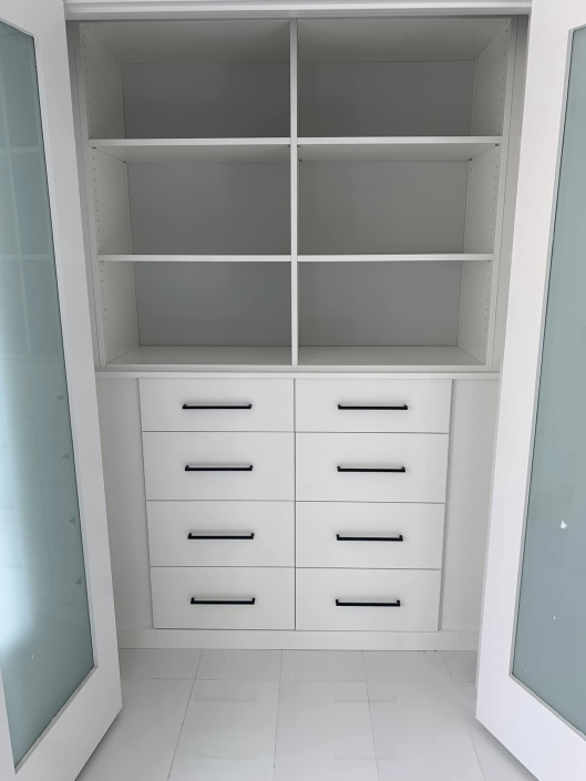 Reach In Closet Drawers
